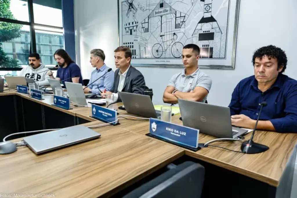 Vereador pede vistas e adia votação de dois projetos da reforma administrativa em Joinville