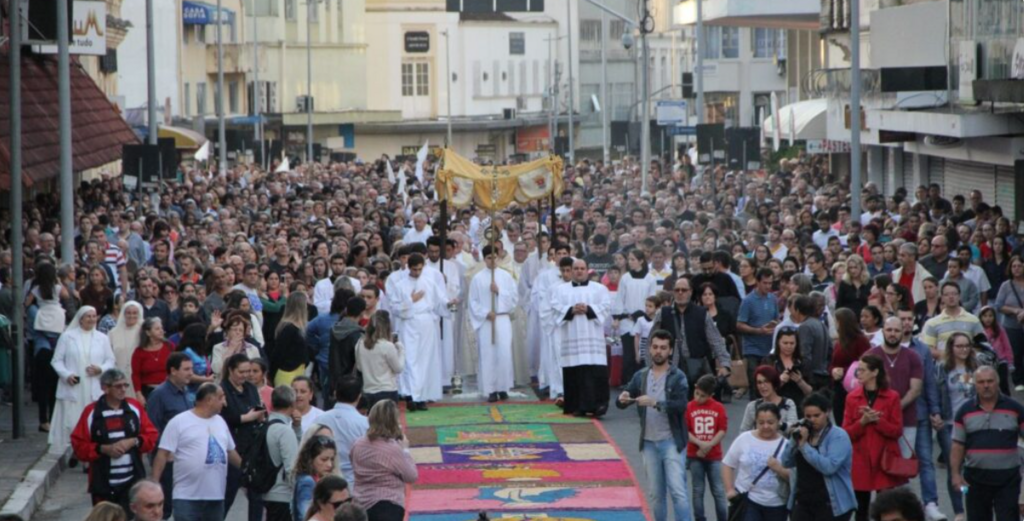 Confira o que abre e fecha em Joinville no feriado de Corpus Christi
