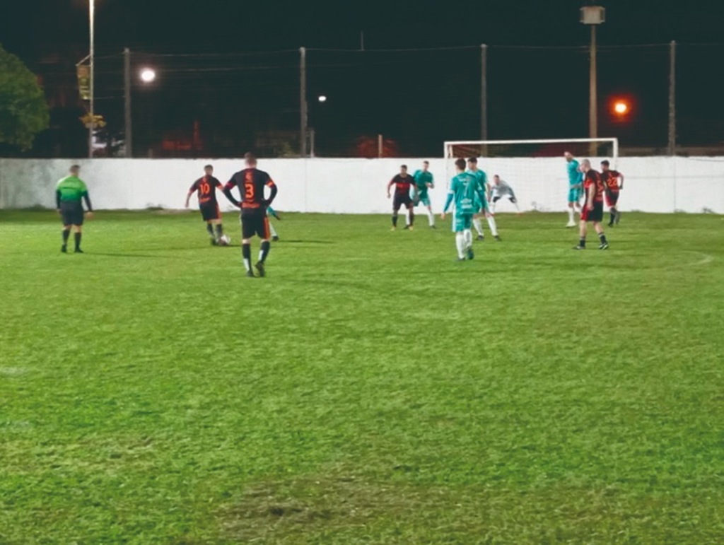 Nenhum empate na primeira rodada do municipal de futebol suíço