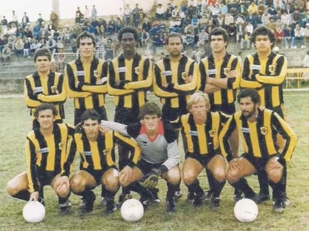 Mandarino, do meio-campo para o gol