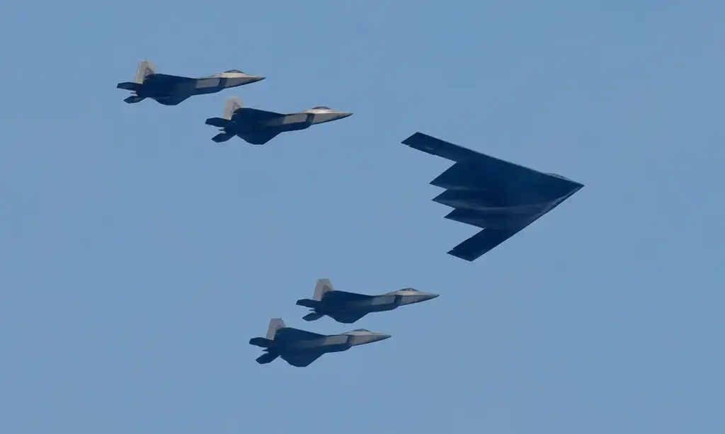 Irã lança mísseis contra base militar dos Estados Unidos no Catar