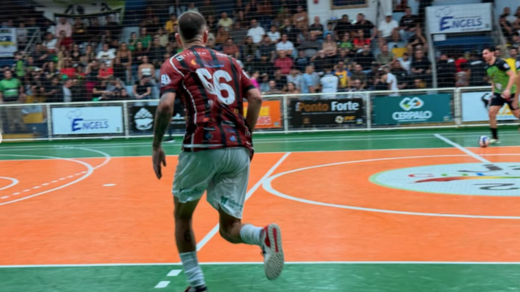 Foto: Otaviano Carvalho RSC - NB Futsal encara o Kiev e sonha com liderança do Grupo A no Citadino de Futsal de Imbituba