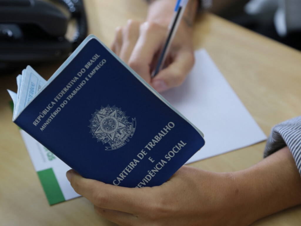Santa Catarina tem mais de 8 mil vagas de emprego disponíveis. Confira as oportunidades de trabalho por região
