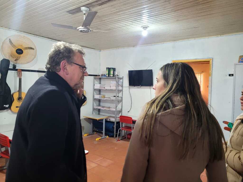 Defesa Nacional visita escolas e avalia danos causados por temporais