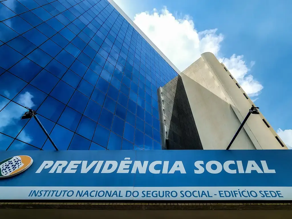 INSS prevê iniciar ressarcimento de aposentados em 24 de julho