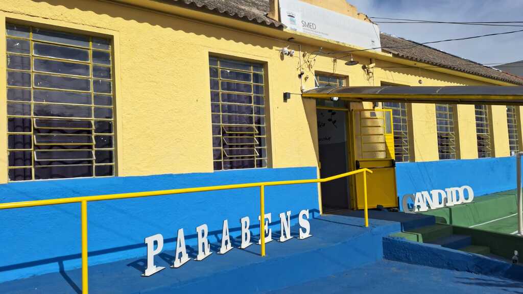 Cândido Bastos celebra 76 anos com união da comunidade escolar