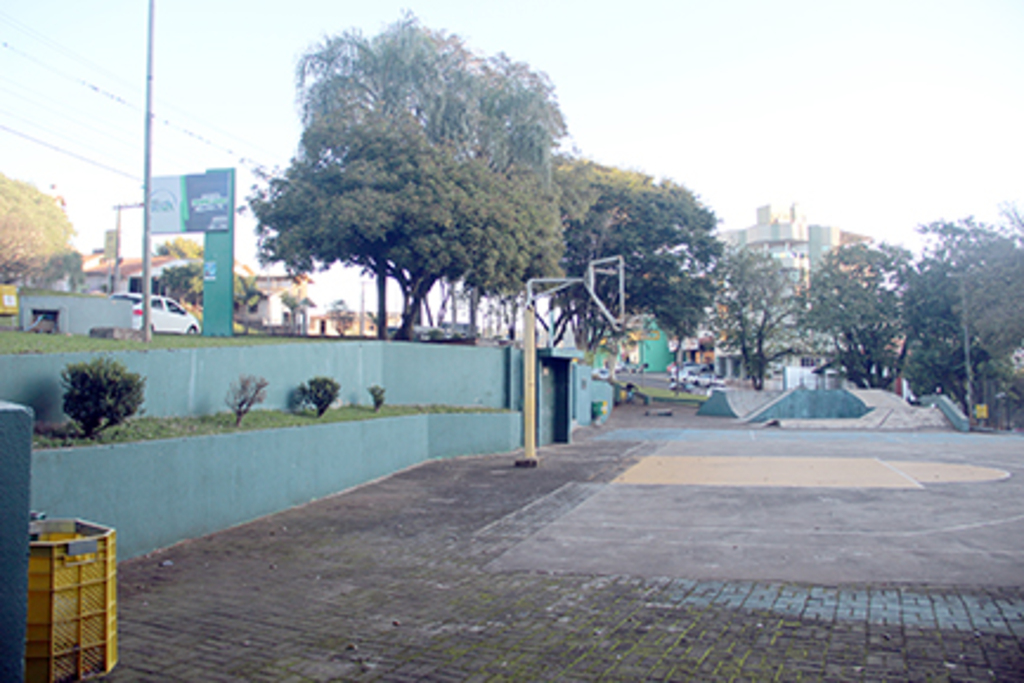 Praça deve ser revitalizada