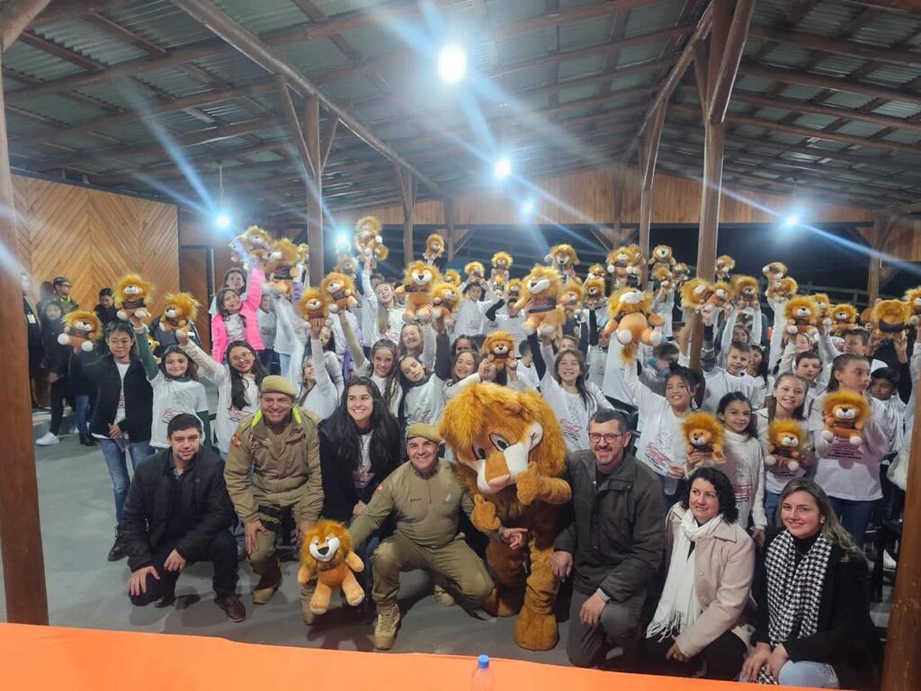 Bocaina do Sul realiza formatura do PROERD com 94 alunos