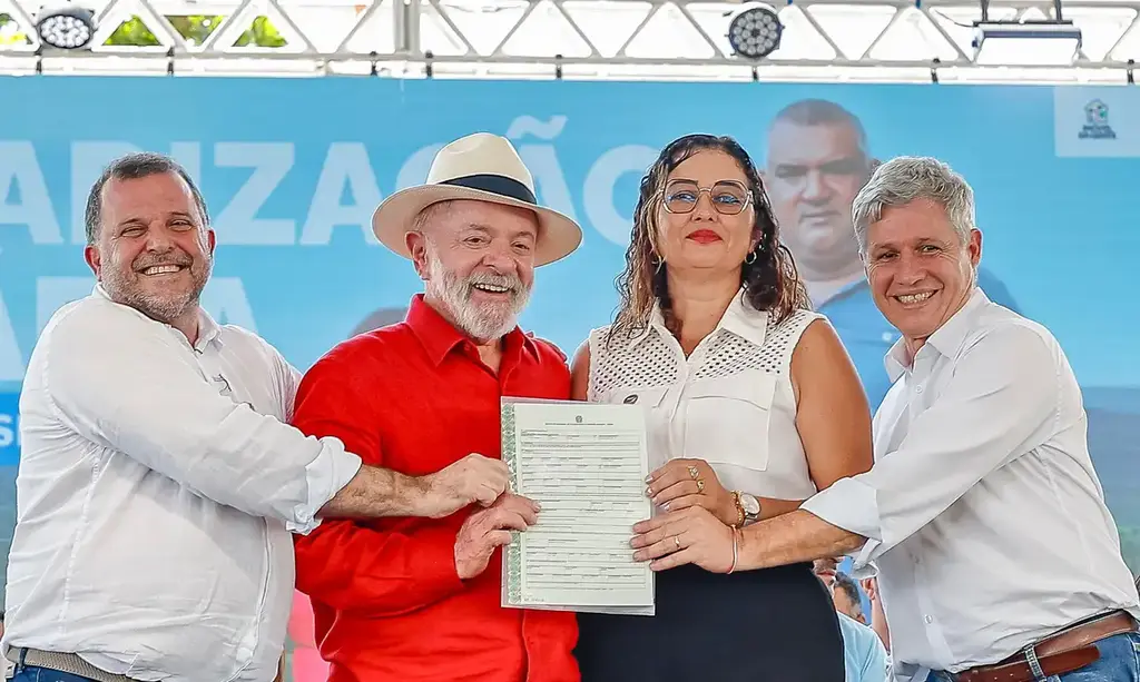 Governo assina acordo para acelerar regularização fundiária