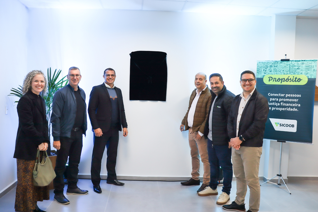 Sicoob inaugura agência no Bairro Floresta em Joinville/SC