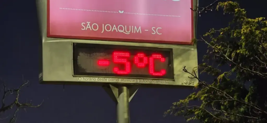 Imagem Artigo Geral Julho começa com precipitação invernal na Serra catarinense