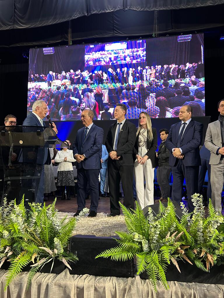 GOVERNADOR JORGINHO MELLO PARTICIPA DO ENCERRAMENTO DA 89ª ASSEMBLEIA GERAL DA ASSEMBLEIA DE DEUS EM PIRATUBA