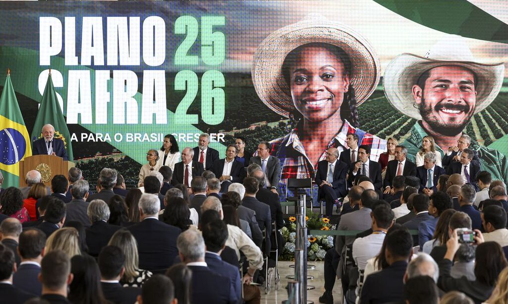 Governo lança Plano Safra de R$ 516,2 bilhões para agronegócio