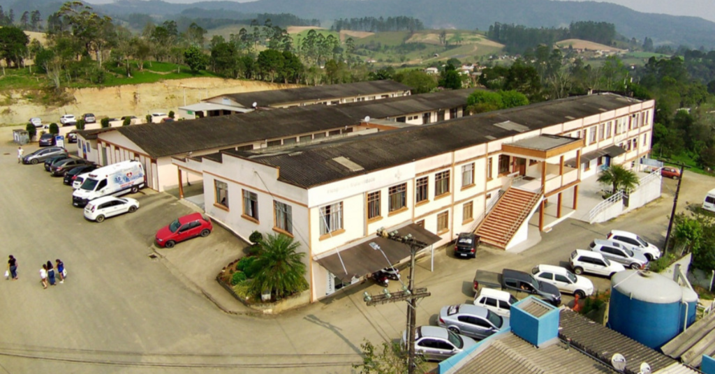 Hospital Nossa Senhora Aparecida de Rio do Campo abre vaga para cozinheira hospitalar