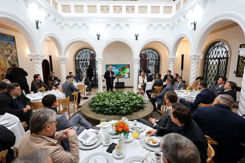 Com medidas para Segurança, Infraestrutura, fomento ao empreendedorismo e controle da inflação, Governo de SC apresenta aos deputados projetos que serão enviados para a Alesc