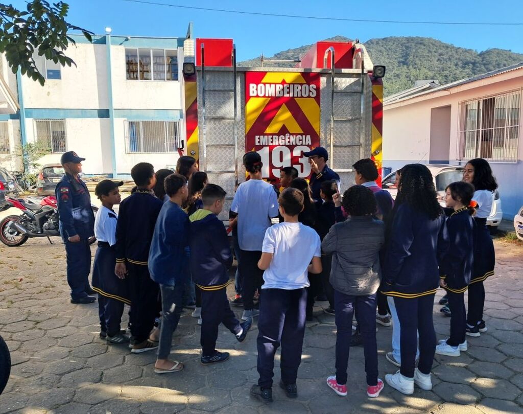 Corpo de Bombeiros Militar de SC intensifica ações educativas sobre prevenção a incêndios