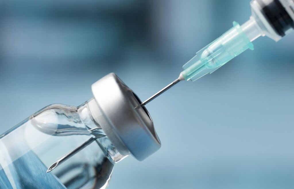 Vacina ACWY contra meningite começa a ser ofertada