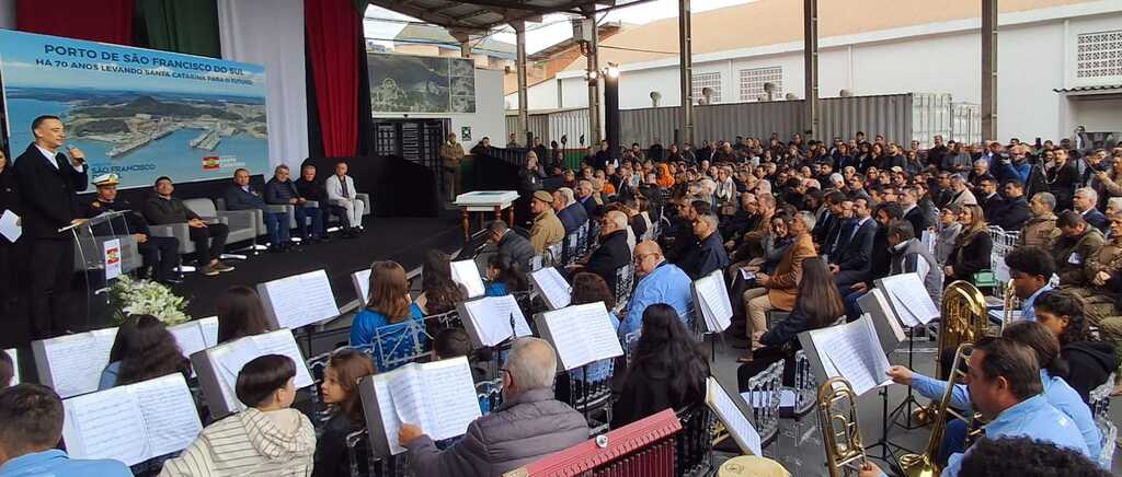 Ao celebrar os 70 anos do Porto de São Francisco, governador afirma que terminais portuários de SC serão referência nacional