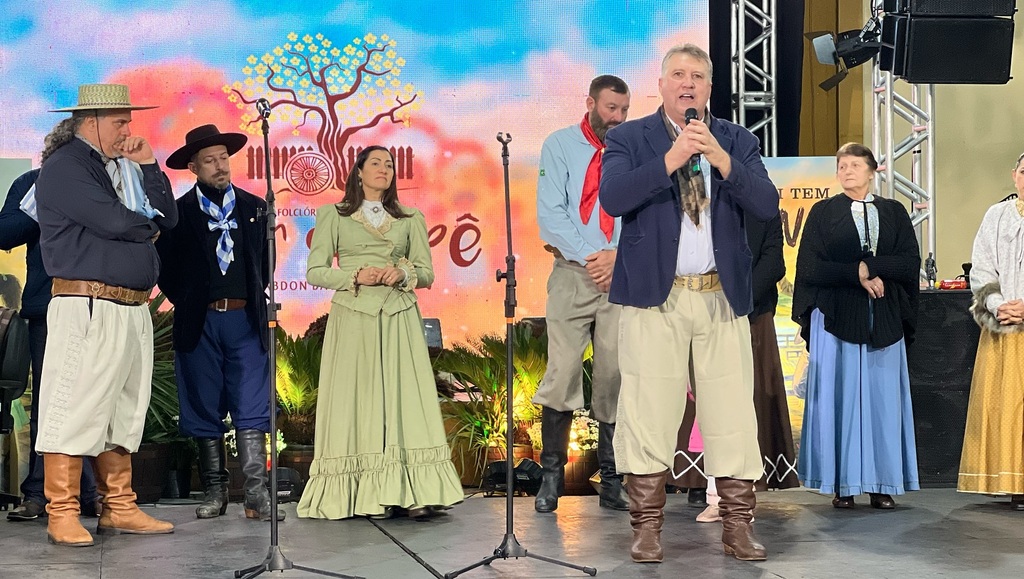 Abdon Batista se destaca na cultura com a realização do 6º Rodeio Artístico Cultural “Inter” Nacional