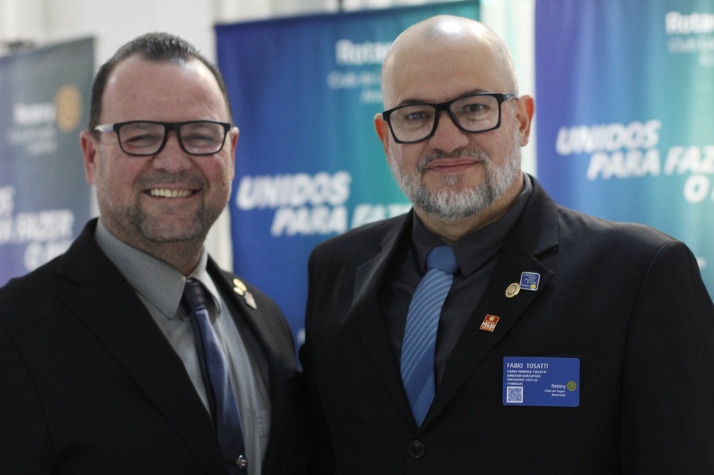 Imagem Artigo Geral Rotary de Lages dá posse a novos presidentes em cerimônia conjunta