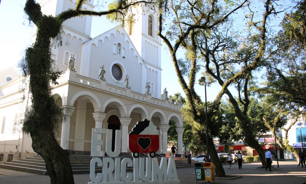 Oportunidade: Prefeitura de Criciúma promove Balcão de Empregos na Praça Nereu Ramos