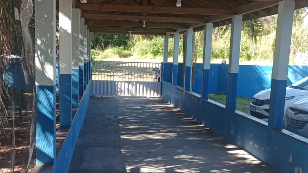 Mudança na entrada de alunos na Escola Etelvina gera questionamentos de pais