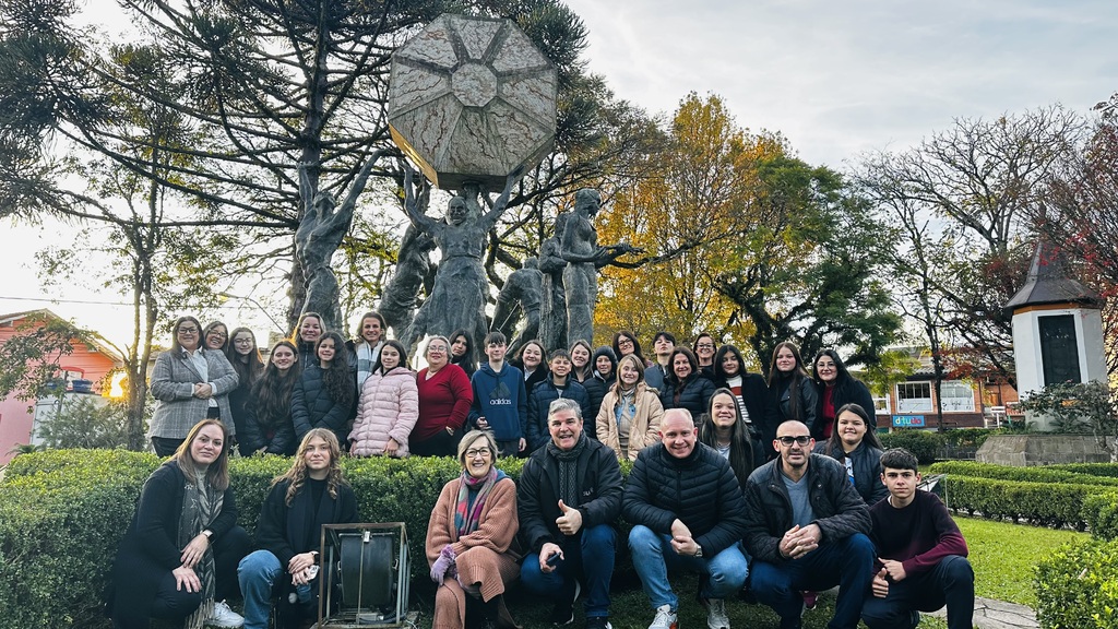 Sicredi realiza Summit das Cooperativas Escolares na Serra Gaúcha