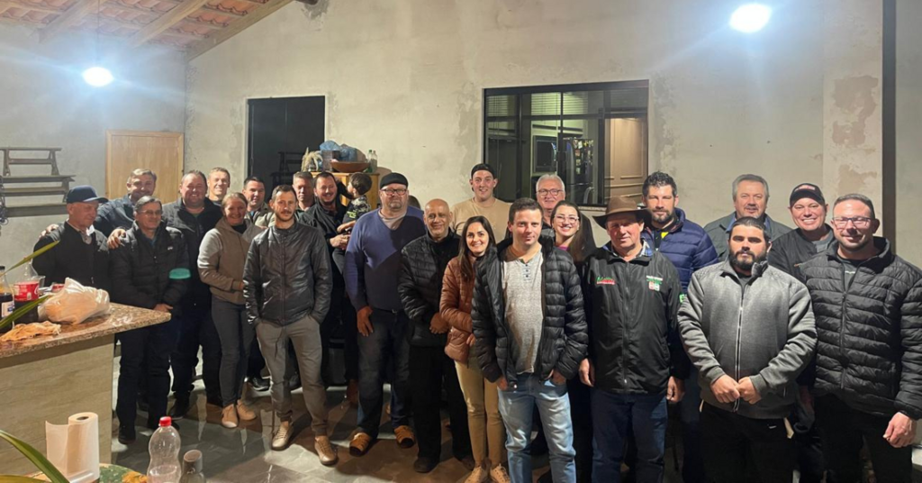Reunião do MDB reúne lideranças políticas e apoiadores em Santa Terezinha