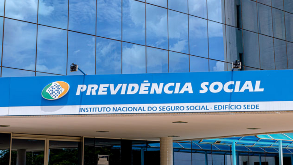 Nova lei isenta pacientes com doenças graves de perícia periódica no INSS