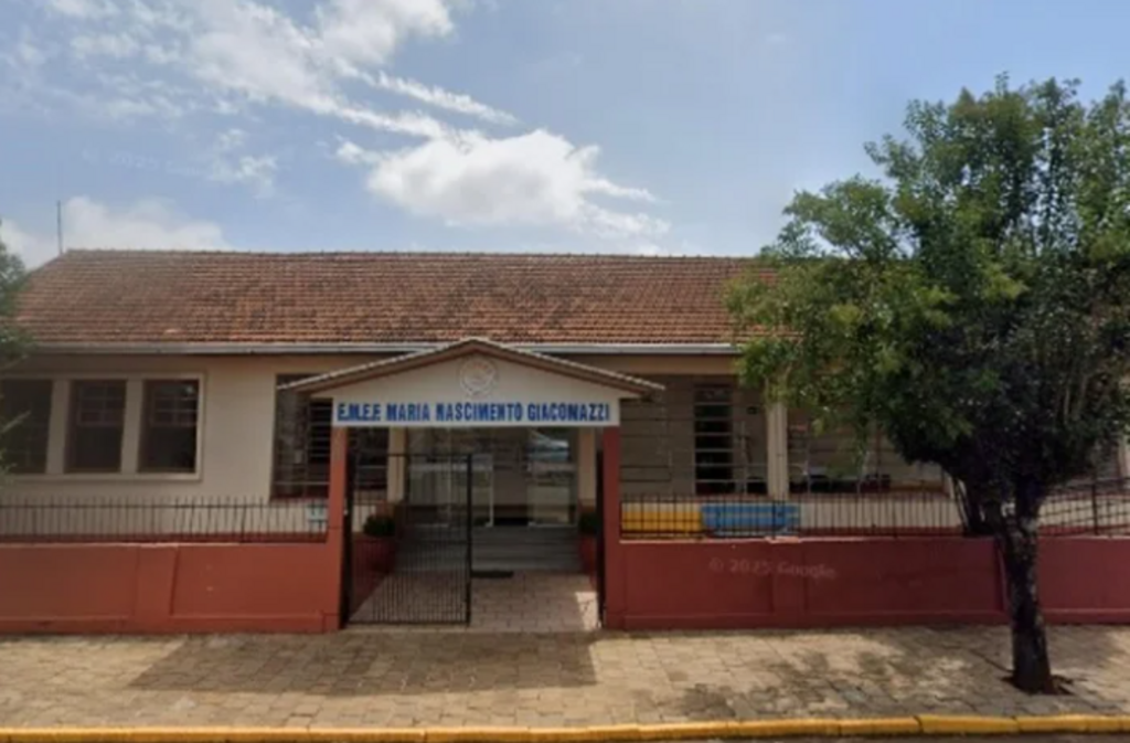 Criança morre e outras duas ficam feridas após ataque com facão em escola no RS