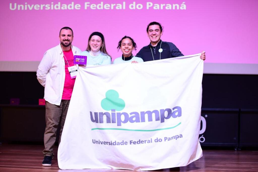 Unipampa vence três prêmios no Intercom Sul