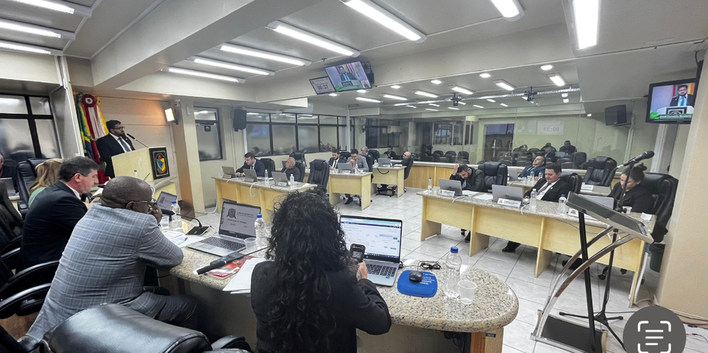 Resumo da 44ª Sessão Ordinária da 20ª Legislatura da Câmara de Criciúma