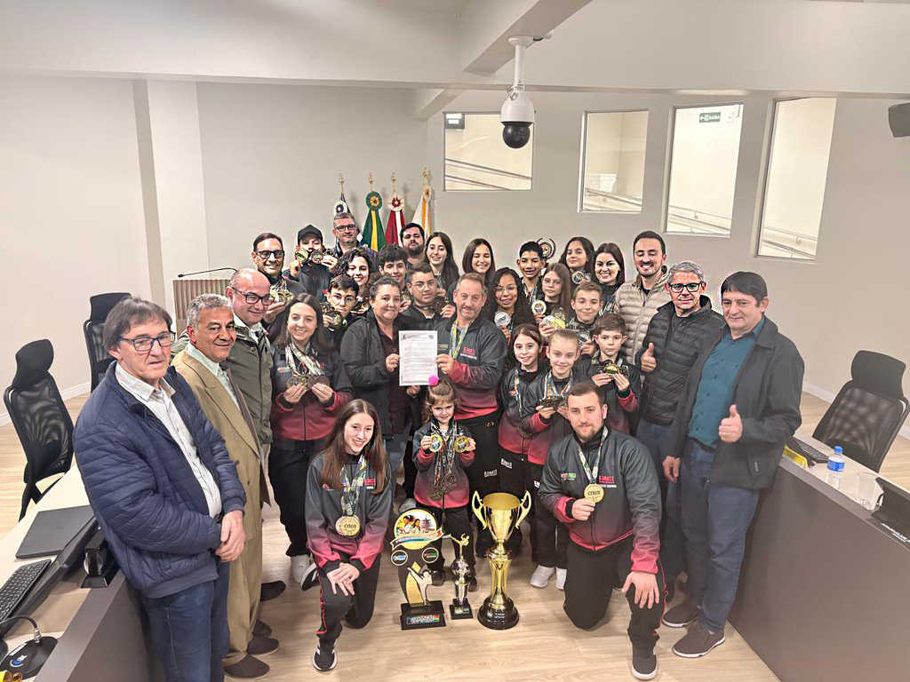 Câmara de Capinzal valoriza conquistas locais na assistência social, empreendedorismo jovem e esporte internacional
