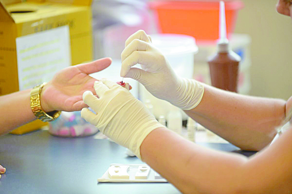 SAIS oferece testes rápidos gratuitos para hepatites, HIV e sífilis