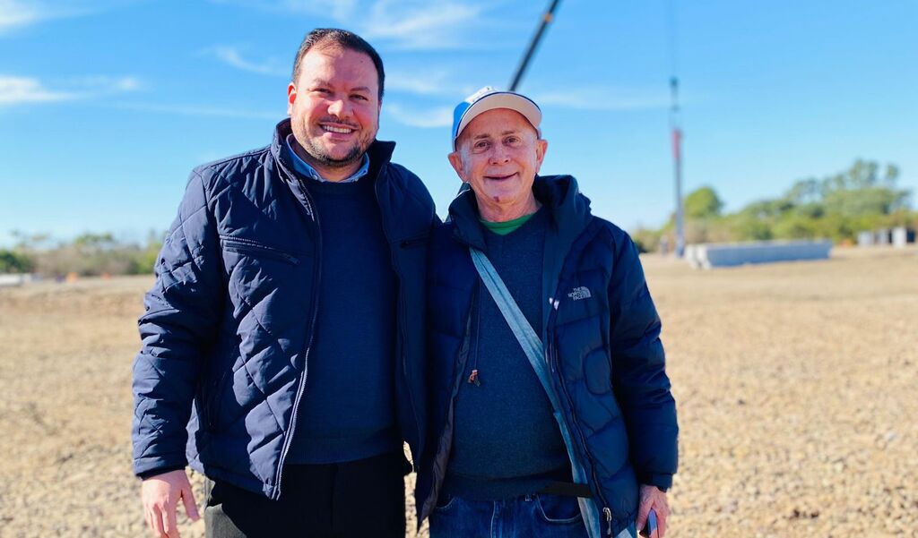 Prefeito visita obra da megaloja Havan em Uruguaiana
