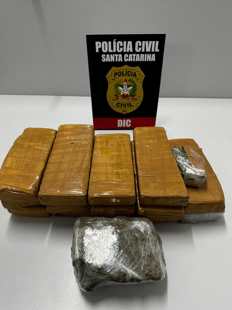 POLÍCIA CIVIL PRENDE TRAFICANTE EM FLAGRANTE EM RIO DO SUL
