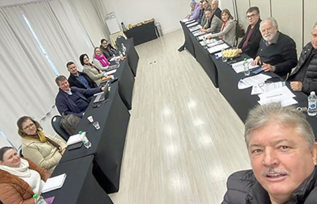 Mais próximos de um acerto com reajuste salarial