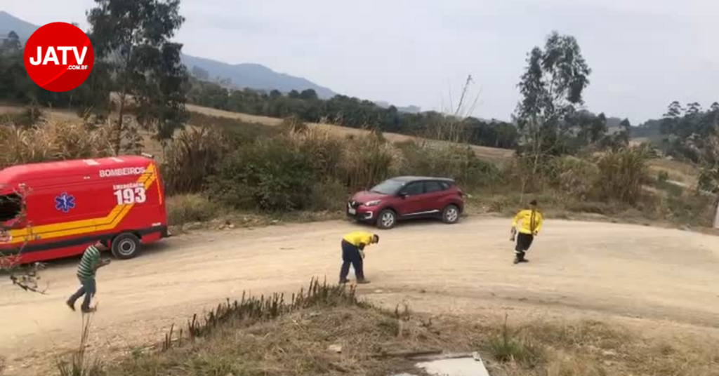 Morador de Rio do Campo morre em acidente com trator em Mirim Doce; vídeo mostra local e relato sobre o ocorrido