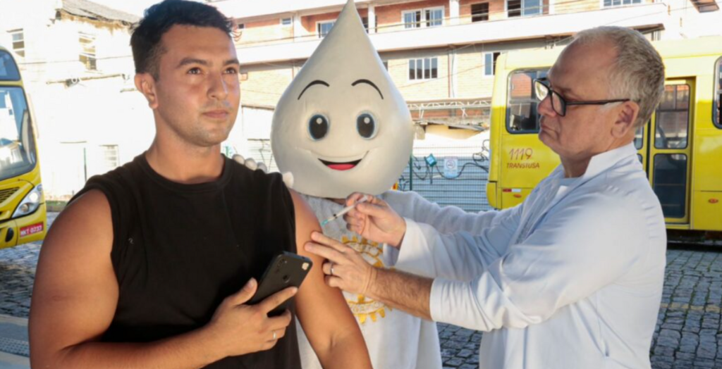 Vacinação em Joinville terá plantão especial neste final de semana