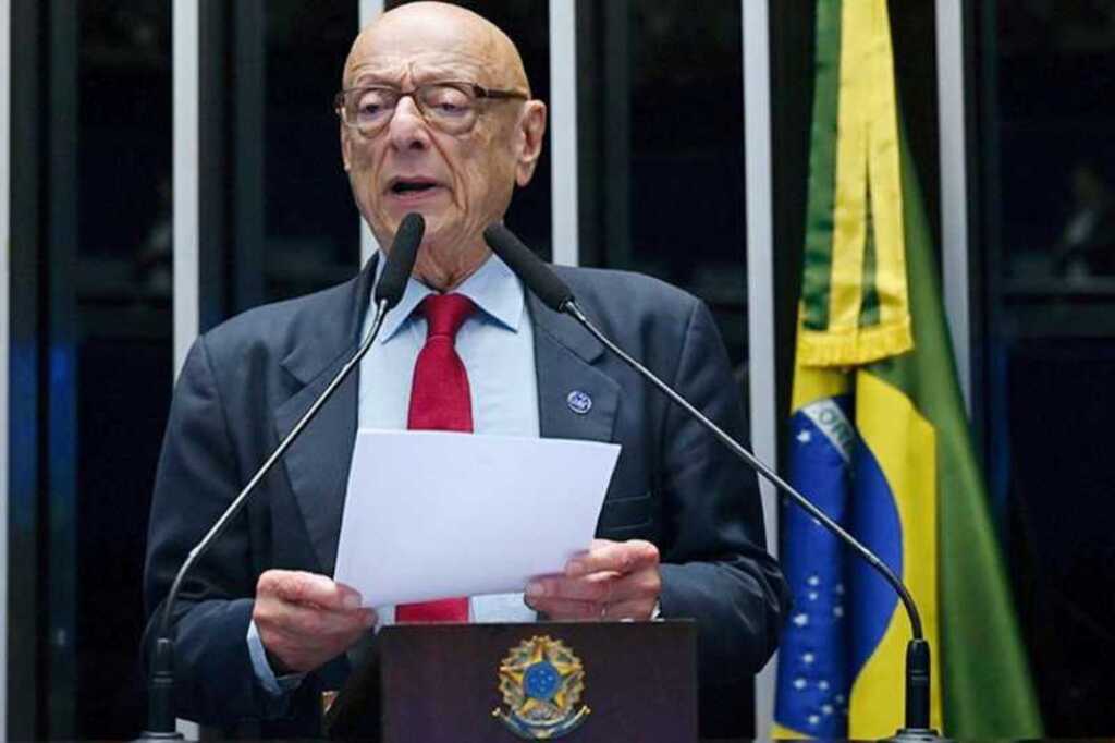 Esperidião Amin quer mais transparência na remoção de conteúdos da internet