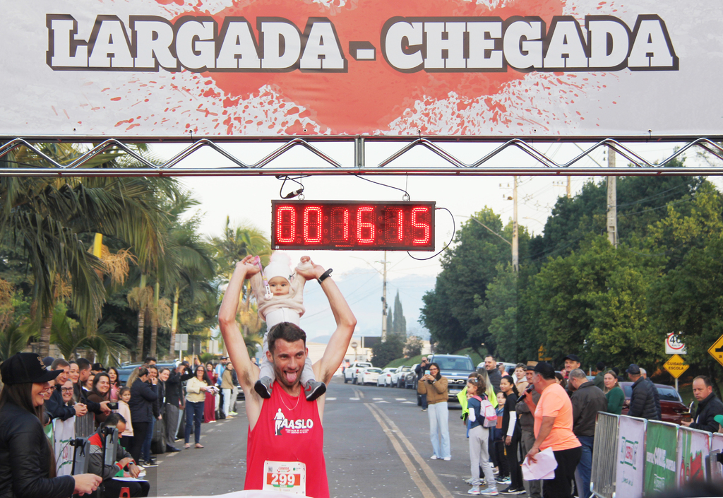 1ª Corrida Ceraçá reúne esporte, saúde e integração em Saudades