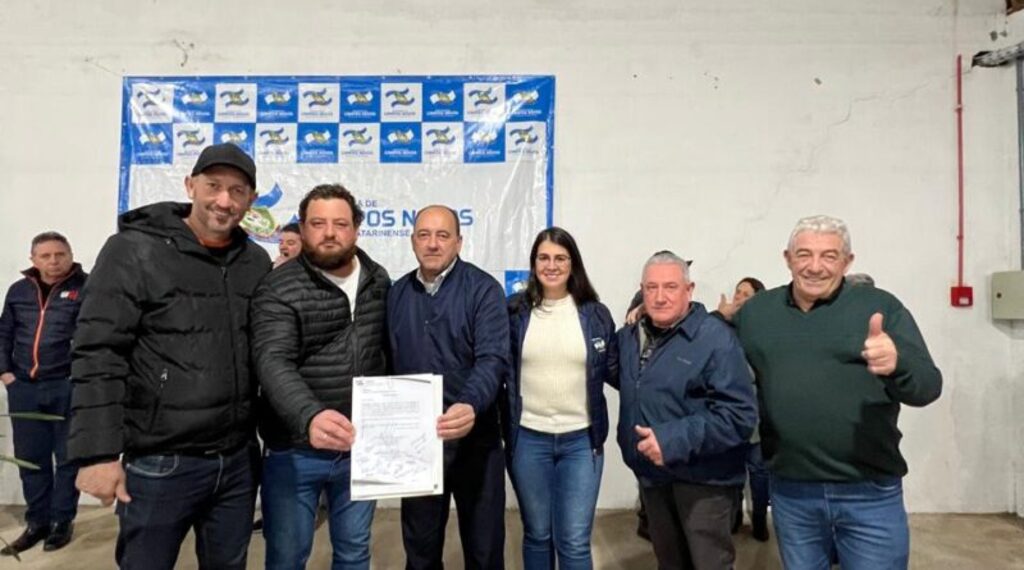 Prefeitura de Campos Novos assina ordem de serviço para pavimentação asfáltica da Rua da Gruta, na Barra do Leão