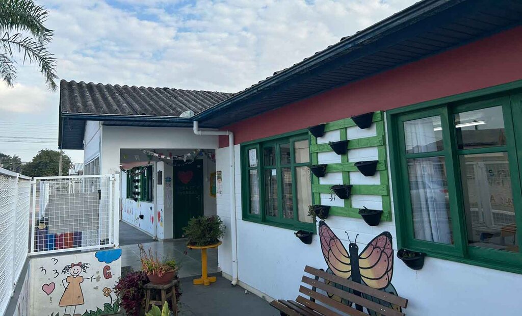 Cocal do Sul anuncia nova sede para a escola Pequeno Príncipe e estuda instalação de câmeras nas escolas