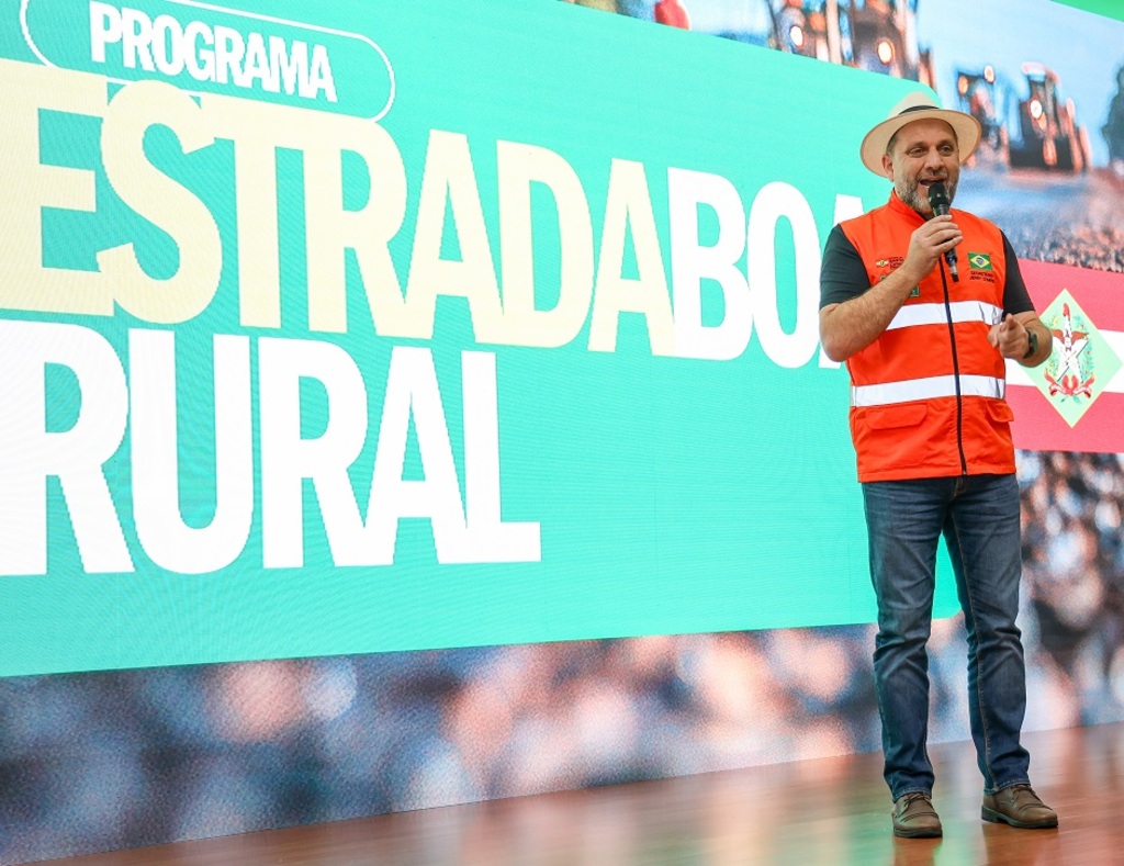 Asfalto nas estradas rurais?