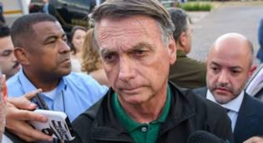 Bolsonaro é alvo de operação da PF e terá que usar tornozeleira eletrônica