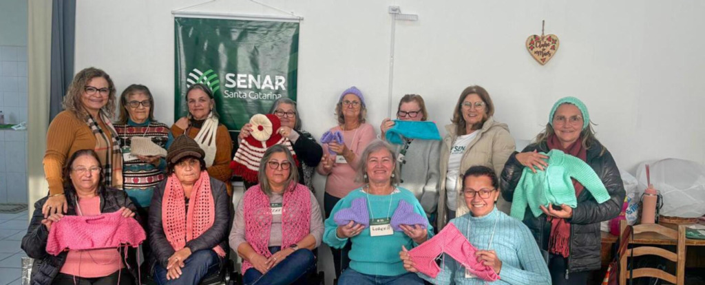 CLUBE DE MÃES I DE SÃO JOÃO DO SUL RECEBEU CURSO DE FORMAÇÃO EM TRICÔ E CROCHÊ DO SENAR/SC
