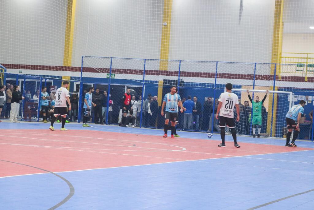 XXV TAÇA CIDADE DE SÃO JOÃO DO SUL  DEFINE NESTA SEXTA-FEIRA (18) OS CAMPEÕES DO FUTSAL