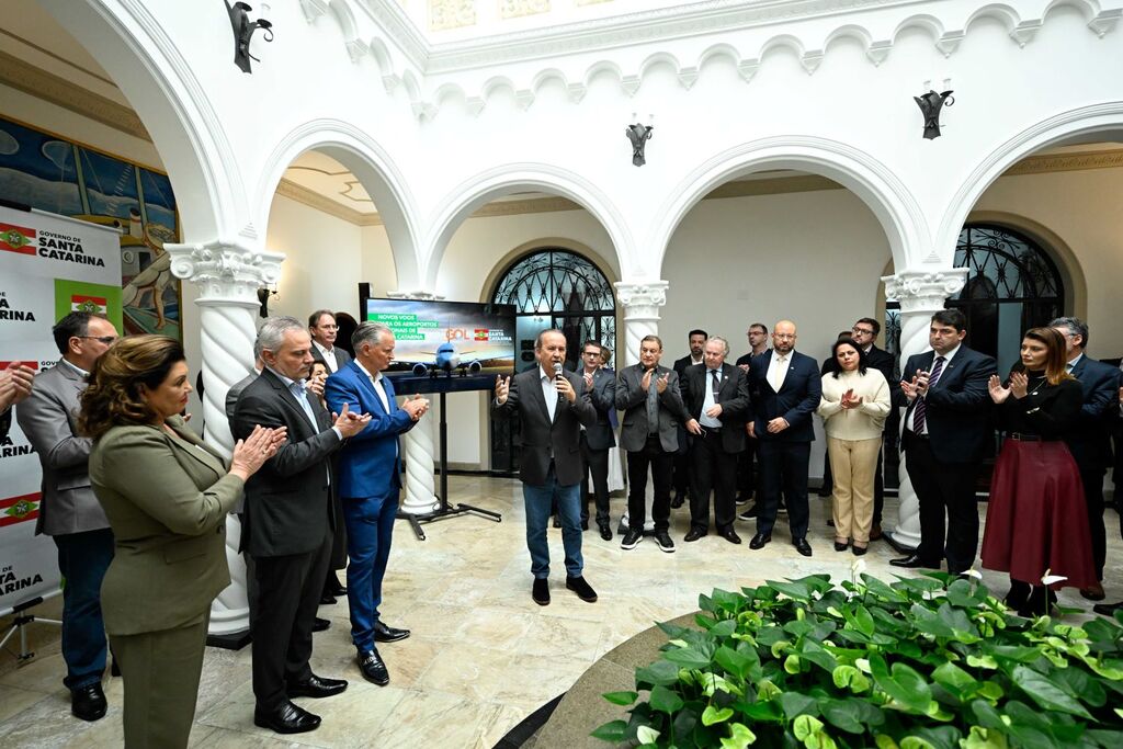 Governo de Santa Catarina e companhia área GOL anunciam novos voos partindo de Chapecó e Correia Pinto