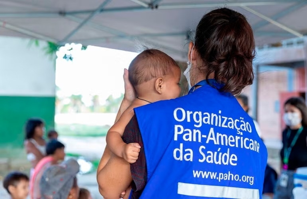 Missão da Opas avalia resposta local a emergências sanitárias