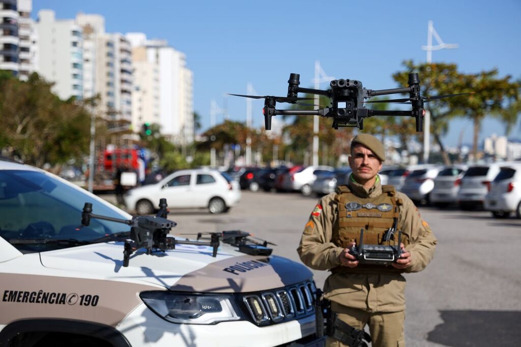 Balneário Camboriú recebe primeiros testes com drones de reconhecimento facial